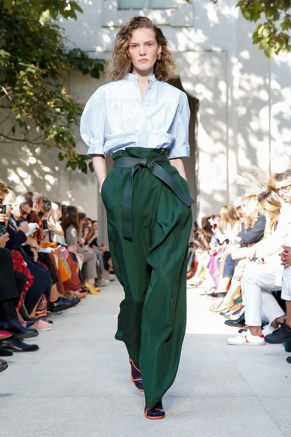 Модні тренди та новинки весни 2020. Що носити майбутньої навесні 2020? (82 фото) Модні тренди та новинки весни 2020. Що носити майбутньої навесні 2020? (82 фото)