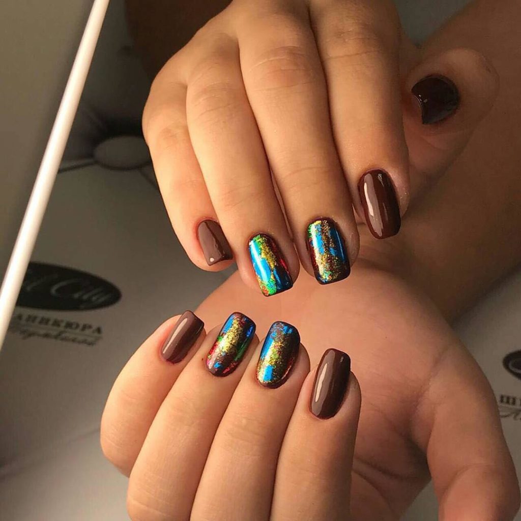 Модний осінній манікюр 2020. Головні тренди річного манікюру (87 фото) Модний осінній манікюр 2020. Головні тренди річного манікюру (87 фото)