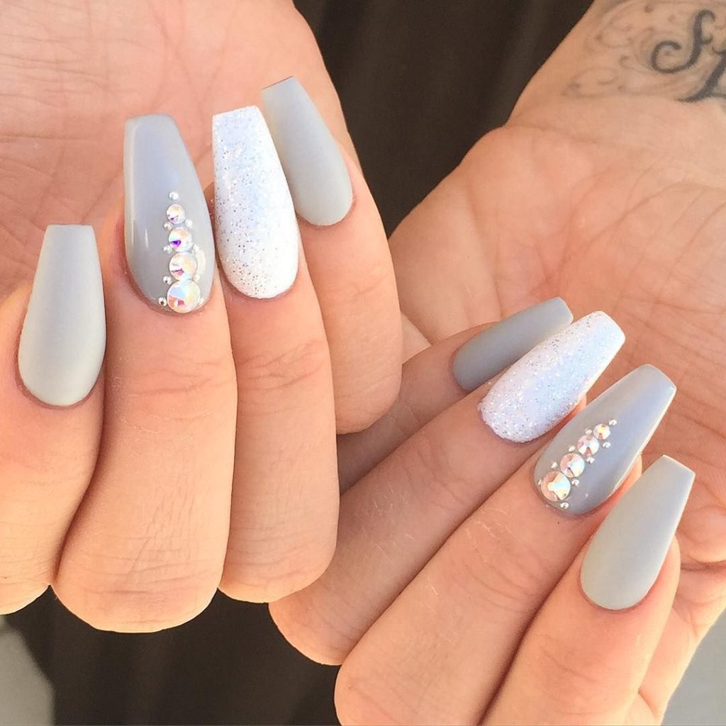 Модний зимовий манікюр 2020. Головні тренди зимового сезону (84 фото) Модний зимовий манікюр 2020. Головні тренди зимового сезону (84 фото)