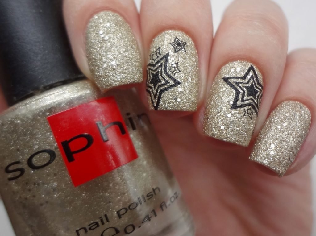 Модний зимовий манікюр 2020. Головні тренди зимового сезону (84 фото) Модний зимовий манікюр 2020. Головні тренди зимового сезону (84 фото)