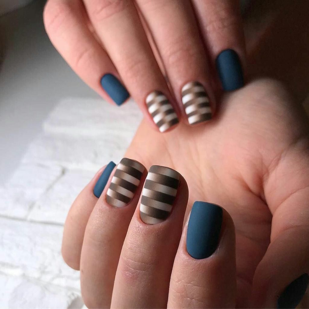 Модний осінній манікюр 2020. Головні тренди річного манікюру (87 фото) Модний осінній манікюр 2020. Головні тренди річного манікюру (87 фото)