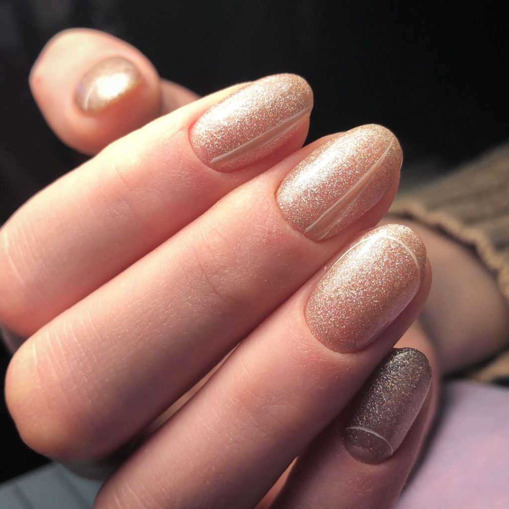 Модний зимовий манікюр 2020. Головні тренди зимового сезону (84 фото) Модний зимовий манікюр 2020. Головні тренди зимового сезону (84 фото)