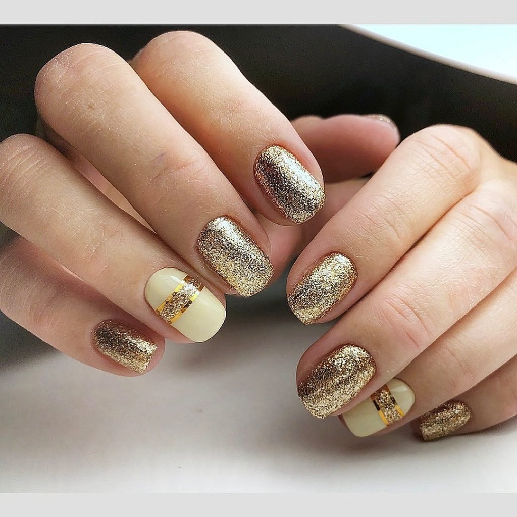 Модний осінній манікюр 2020. Головні тренди річного манікюру (87 фото) Модний осінній манікюр 2020. Головні тренди річного манікюру (87 фото)