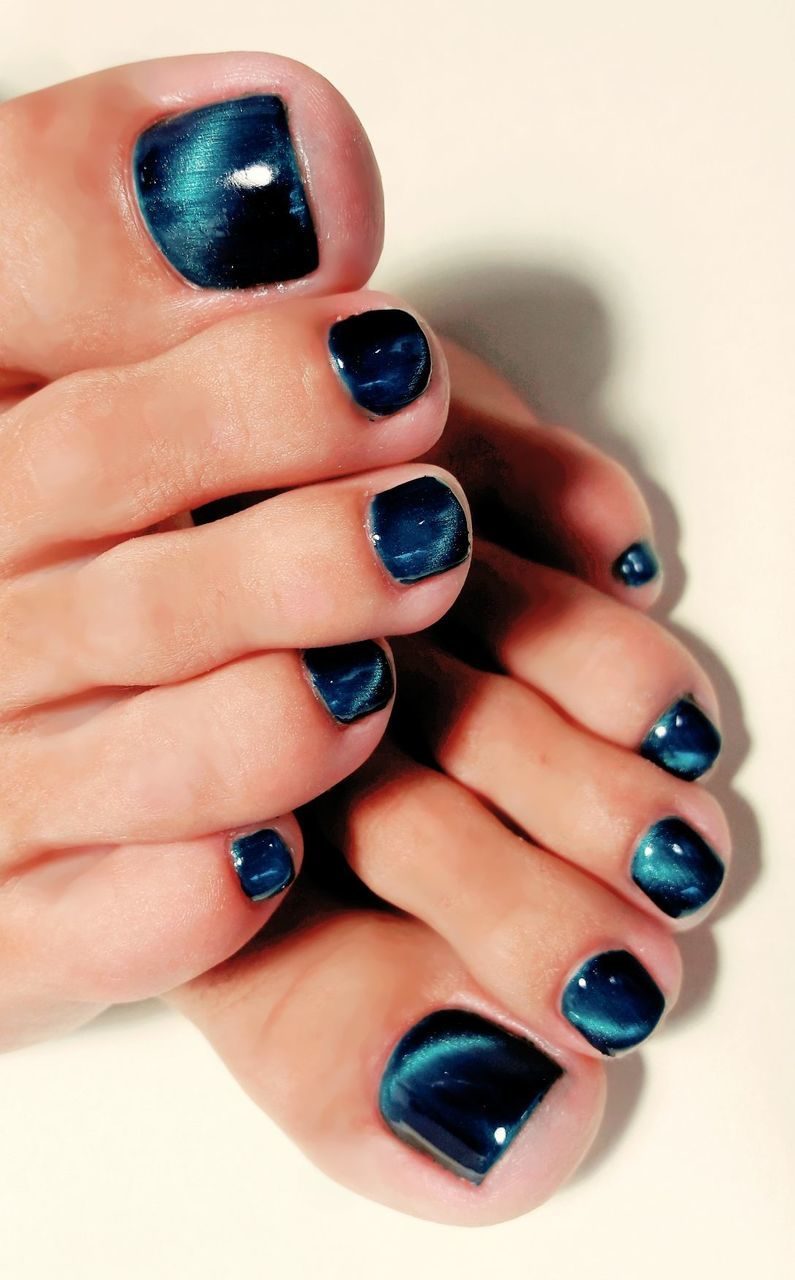 Модний зимовий педикюр 2020 року.Що буде у тренді цієї зими (101 фото) Модний зимовий педикюр 2020 року.Що буде у тренді цієї зими (101 фото)