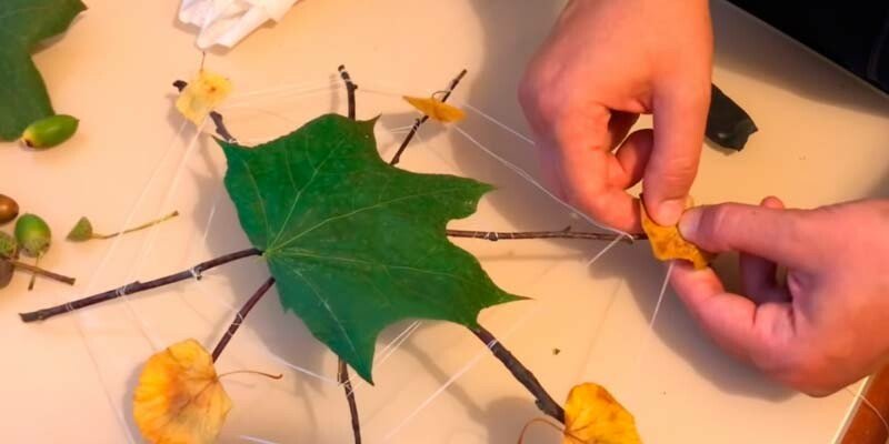 Вироби з природного матеріалу на тему осінь для дитячого садка і школи Вироби з природного матеріалу на тему осінь для дитячого садка і школи