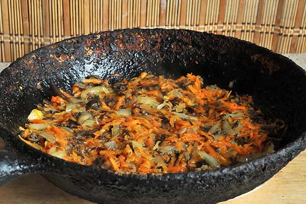 Пісний капусняк з грибами: Інгредієнти для приготування 4 5 порцій пісного капусняку з грибами