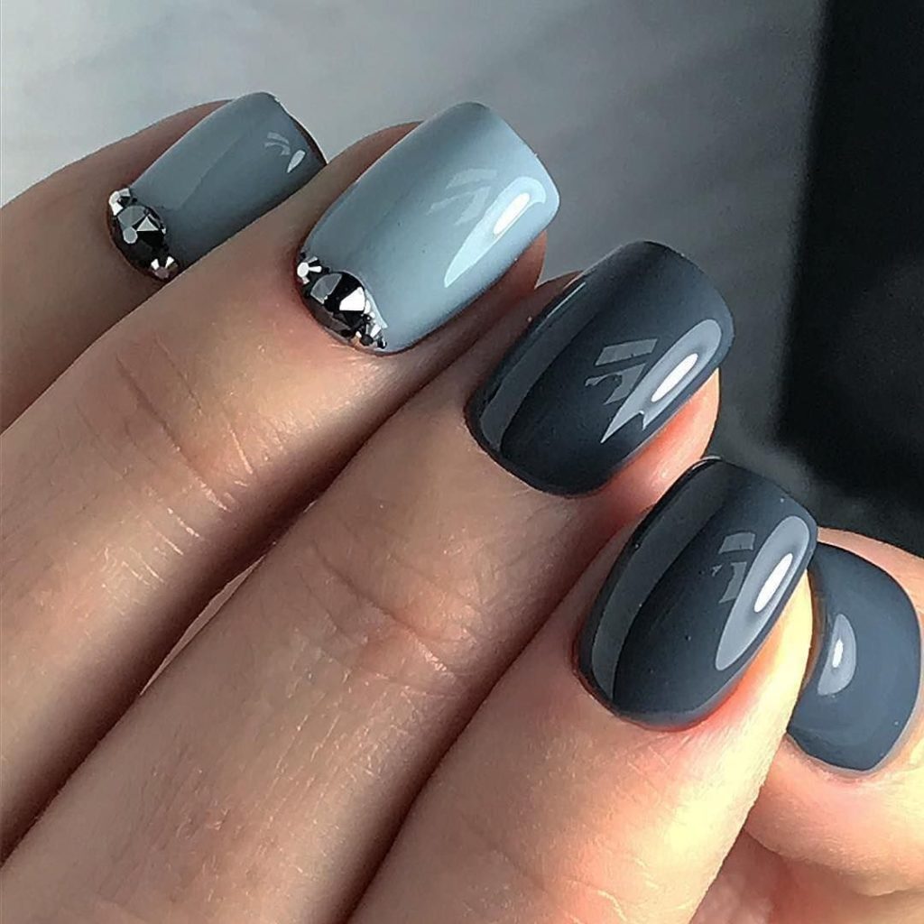 Модний зимовий манікюр 2020. Головні тренди зимового сезону (84 фото) Модний зимовий манікюр 2020. Головні тренди зимового сезону (84 фото)