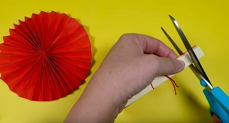 Дід мороз з паперу своїми руками + шаблони і трафарети для вирізання Дід мороз з паперу своїми руками + шаблони і трафарети для вирізання