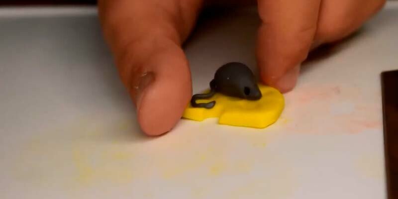 Щур (миша) своїми руками — символ 2020 року з різних матеріалів (схеми і викрійки) Щур (миша) своїми руками — символ 2020 року з різних матеріалів (схеми і викрійки)