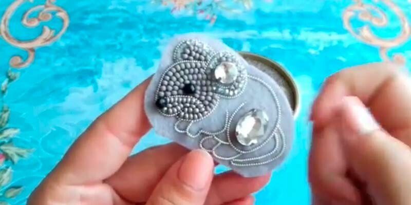 Щур (миша) своїми руками — символ 2020 року з різних матеріалів (схеми і викрійки) Щур (миша) своїми руками — символ 2020 року з різних матеріалів (схеми і викрійки)