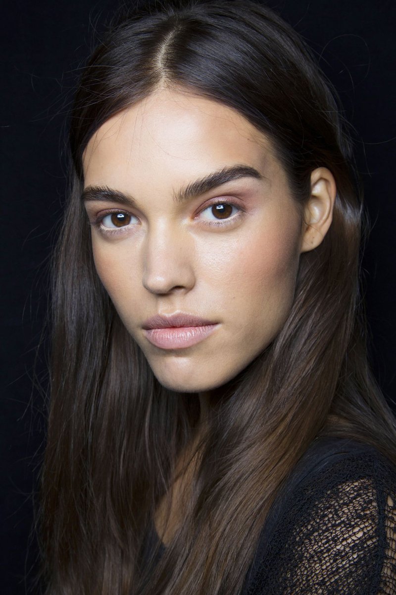 Модний зимовий макіяж 2020. Основні тренди (83 фото) Модний зимовий макіяж 2020. Основні тренди (83 фото)