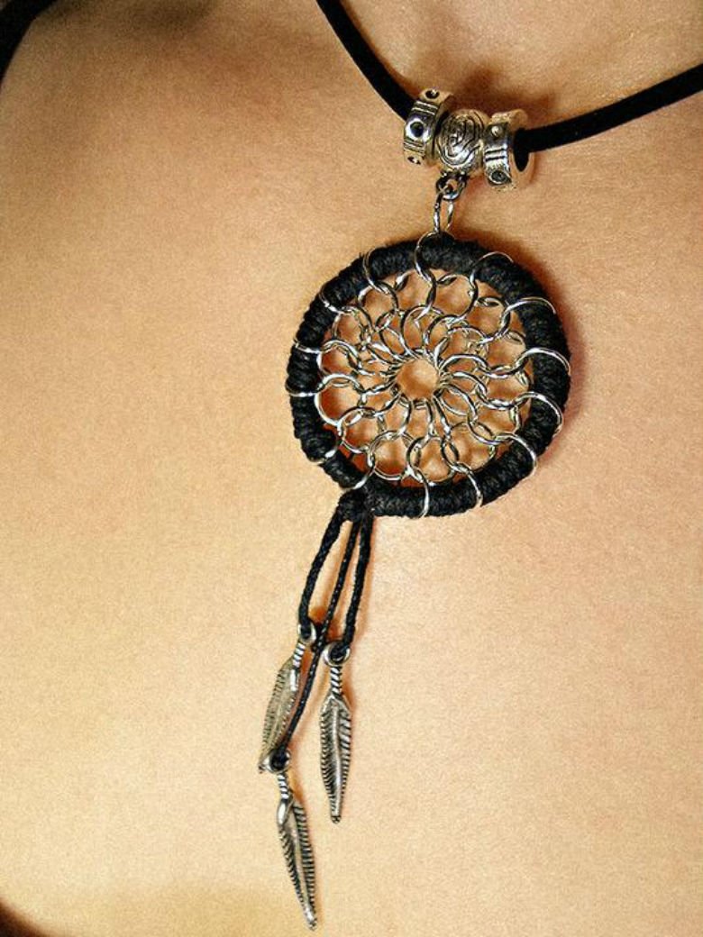 Прикраси з біжутерії своїми руками