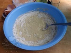 Дріжджові пиріжки з рибою, рисом і грибами на сковороже   фото рецепт