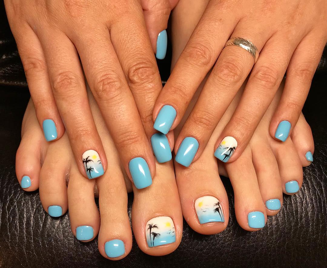 Яскравий літній педикюр 2020 року:модні тренди та новинки (102 фото) Яскравий літній педикюр 2020 року:модні тренди та новинки (102 фото)