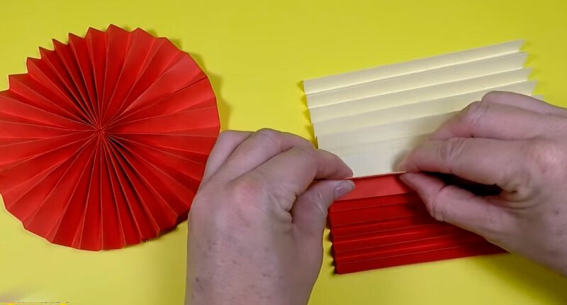 Дід мороз з паперу своїми руками + шаблони і трафарети для вирізання Дід мороз з паперу своїми руками + шаблони і трафарети для вирізання