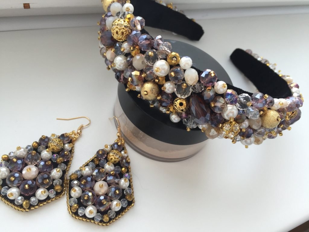 Прикраси з біжутерії своїми руками