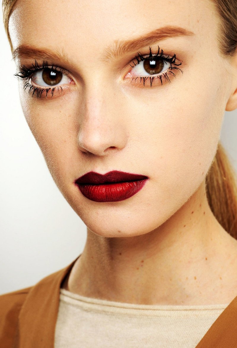 Модний зимовий макіяж 2020. Основні тренди (83 фото) Модний зимовий макіяж 2020. Основні тренди (83 фото)