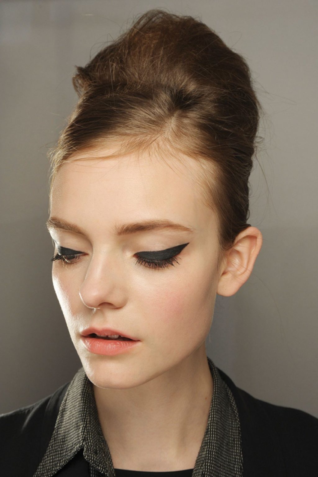 Модний зимовий макіяж 2020. Основні тренди (83 фото) Модний зимовий макіяж 2020. Основні тренди (83 фото)