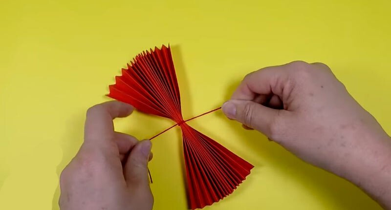 Дід мороз з паперу своїми руками + шаблони і трафарети для вирізання Дід мороз з паперу своїми руками + шаблони і трафарети для вирізання