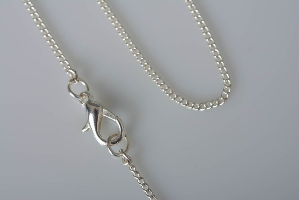 Прикраси з біжутерії своїми руками