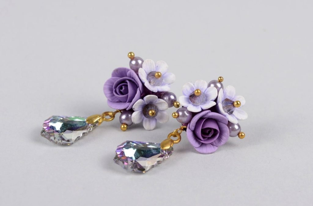 Прикраси з біжутерії своїми руками