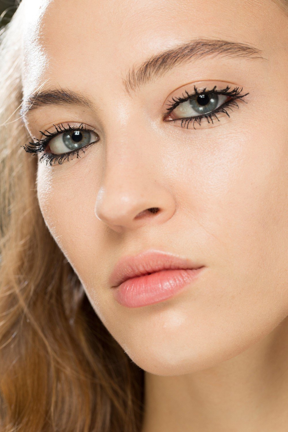 Модний зимовий макіяж 2020. Основні тренди (83 фото) Модний зимовий макіяж 2020. Основні тренди (83 фото)