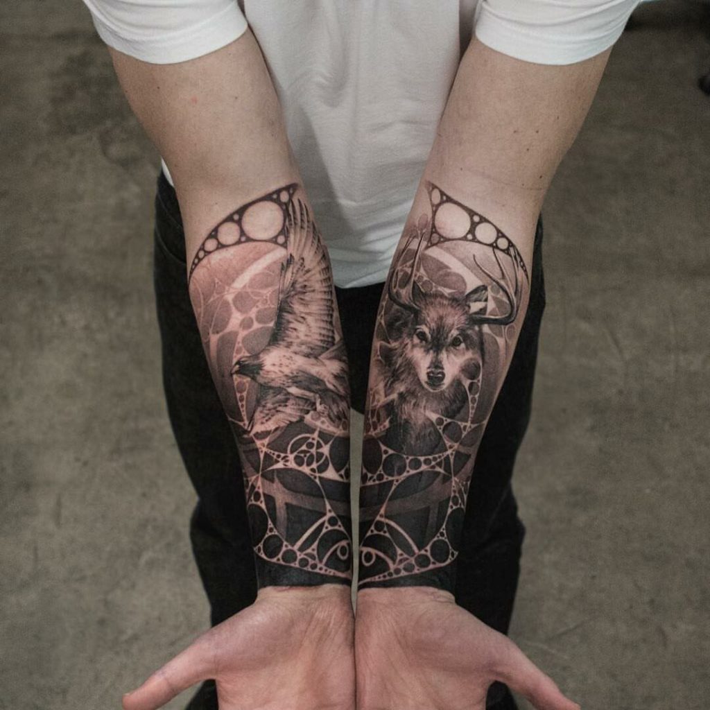 Жіночі тату в чорно білому варіанті кращі ідеї! (68 фото) Жіночі тату в чорно білому варіанті кращі ідеї! (68 фото)