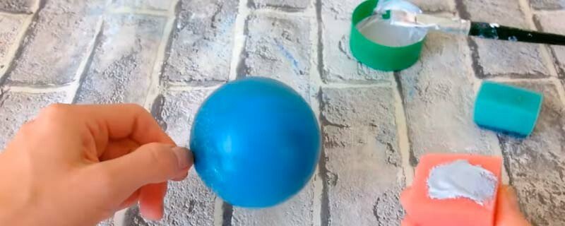 Новорічні кулі своїми руками на 2020 рік Новорічні кулі своїми руками на 2020 рік