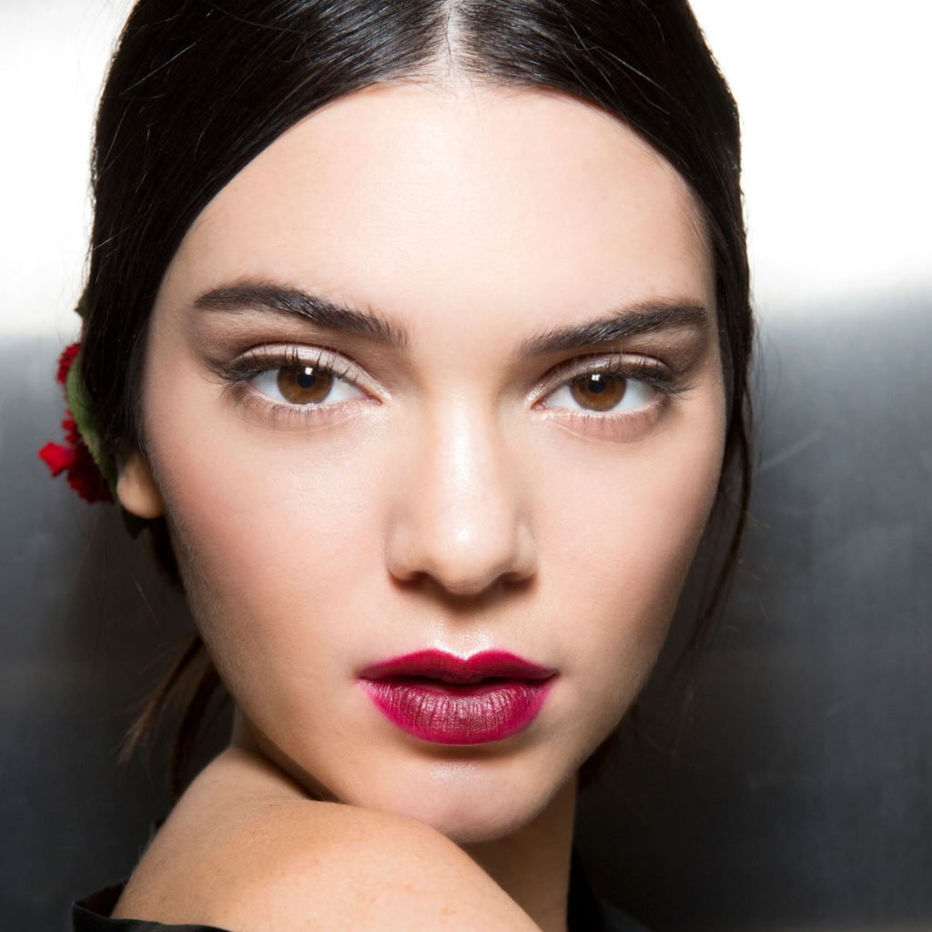 Модний зимовий макіяж 2020. Основні тренди (83 фото) Модний зимовий макіяж 2020. Основні тренди (83 фото)