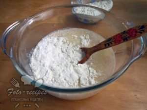 Рецепт смажених пиріжків з капустою і грибами на сковорідці