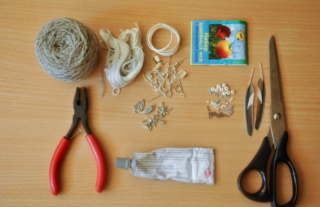 Прикраси з біжутерії своїми руками