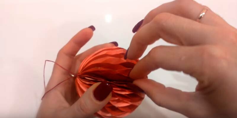 Новорічні кулі своїми руками на 2020 рік