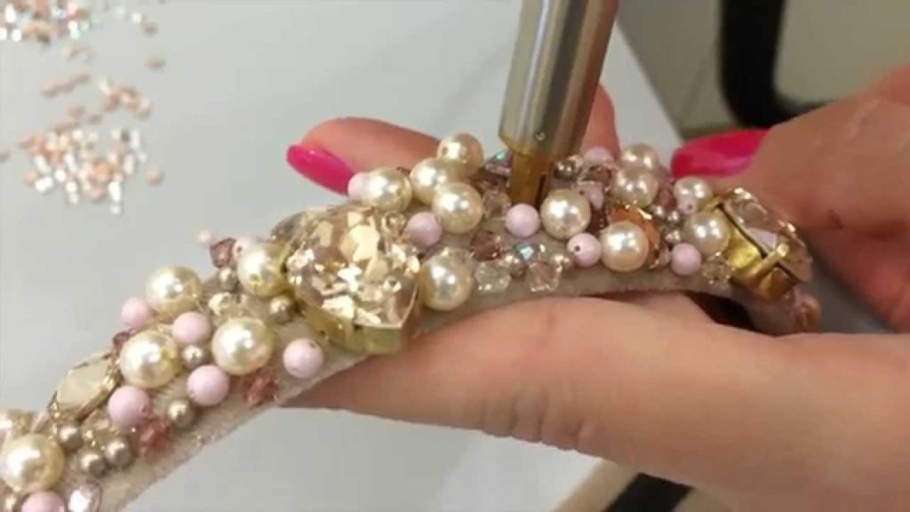 Прикраси з біжутерії своїми руками