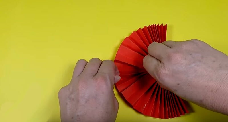 Дід мороз з паперу своїми руками + шаблони і трафарети для вирізання Дід мороз з паперу своїми руками + шаблони і трафарети для вирізання