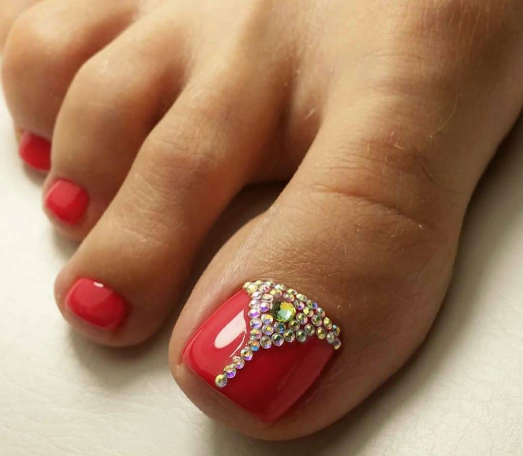 Модний педикюр 2020 року:головні тренди та новинки(150 фото)