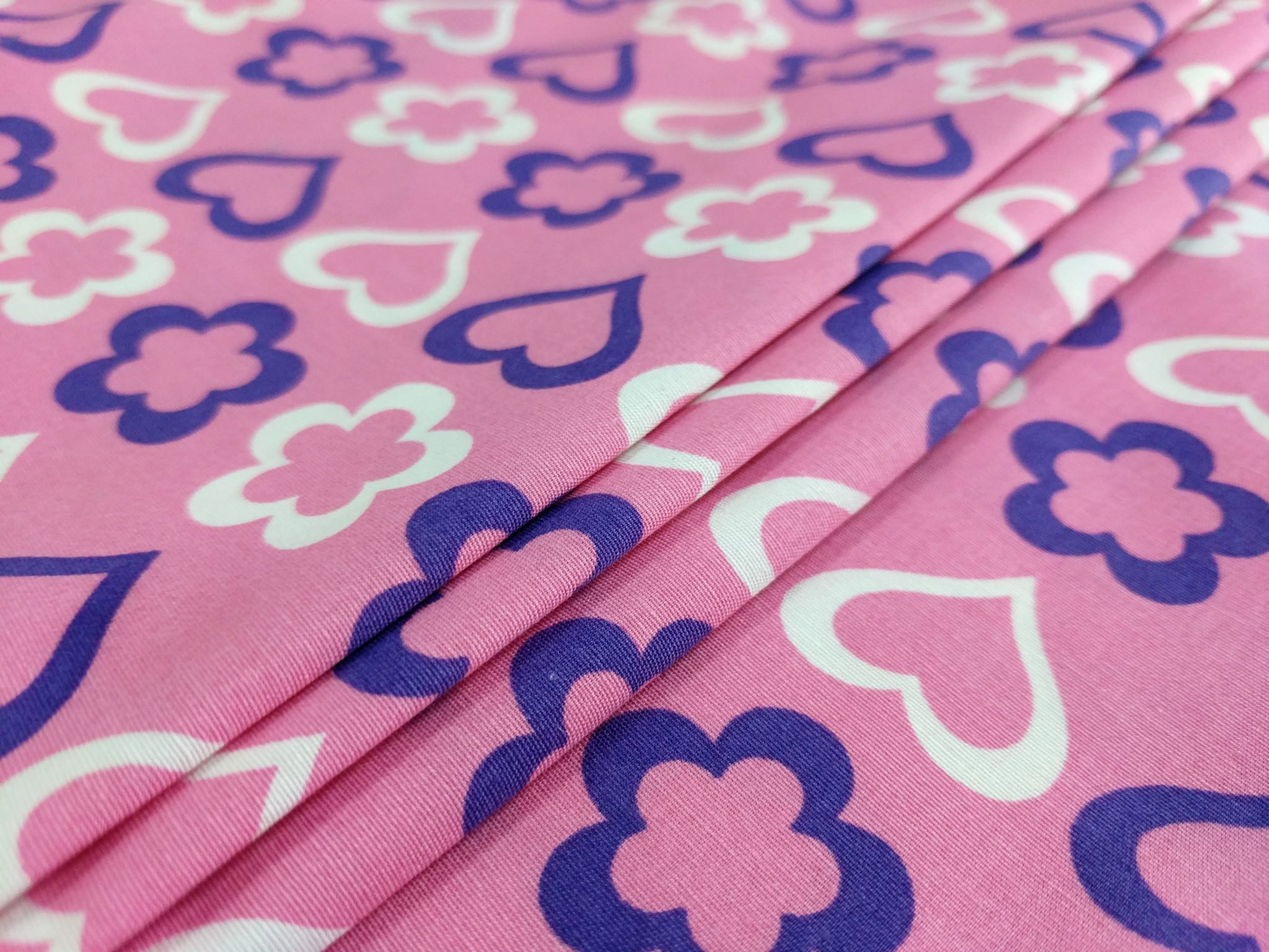 Вибираємо постільну білизну за типом тканини 15 видів (110 фото) Вибираємо постільну білизну за типом тканини 15 видів (110 фото)