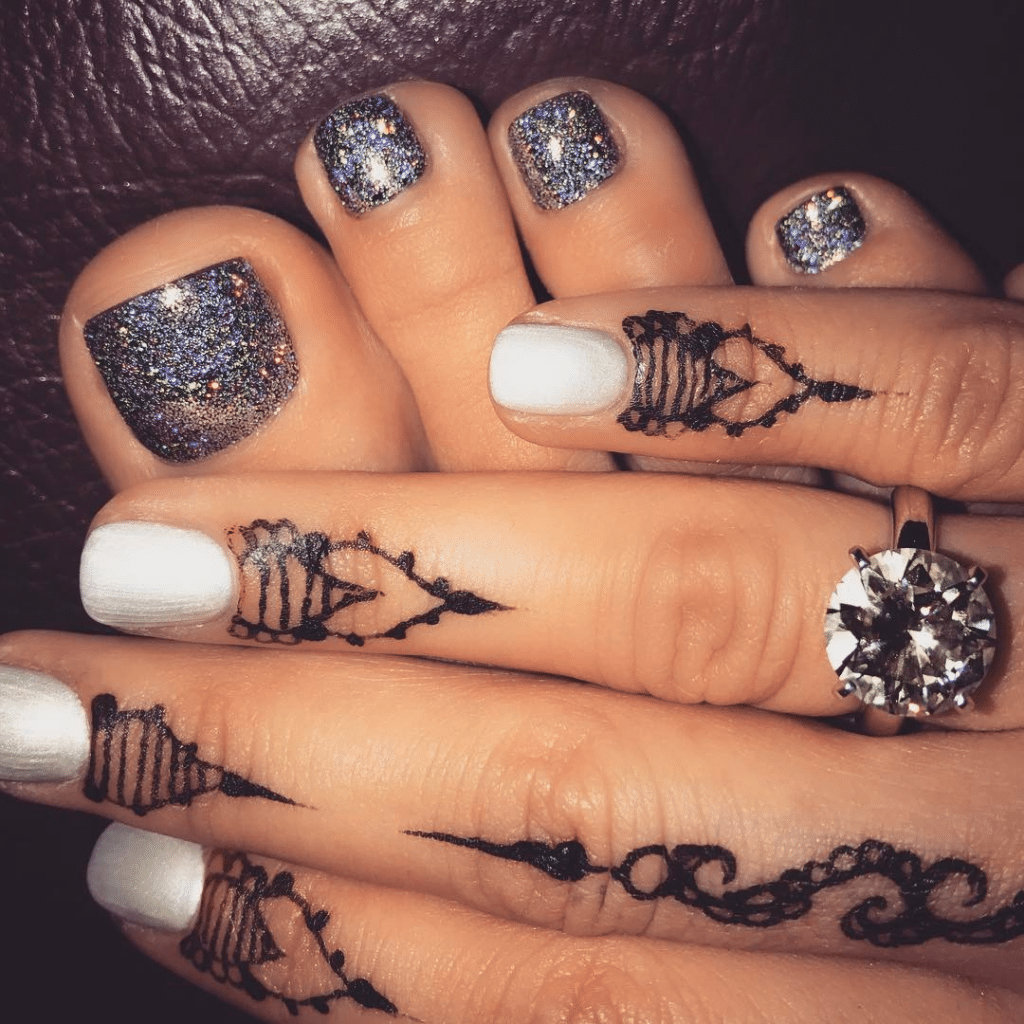 Модний педикюр 2020 року:головні тренди та новинки(150 фото)