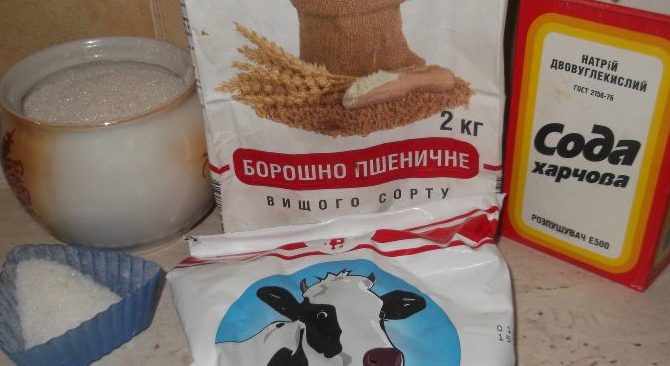 Смачні та прості рецепти пирога зі сметаною