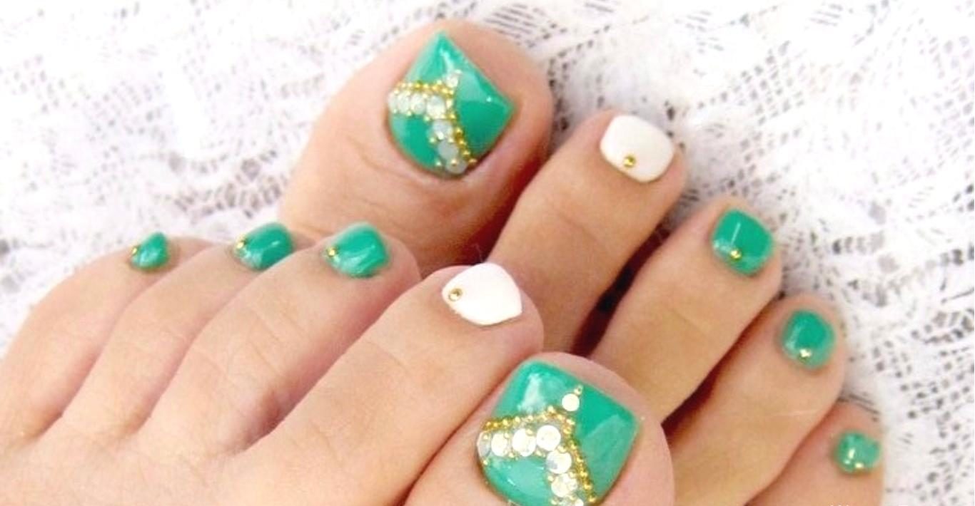 Модний педикюр 2020 року:головні тренди та новинки(150 фото)