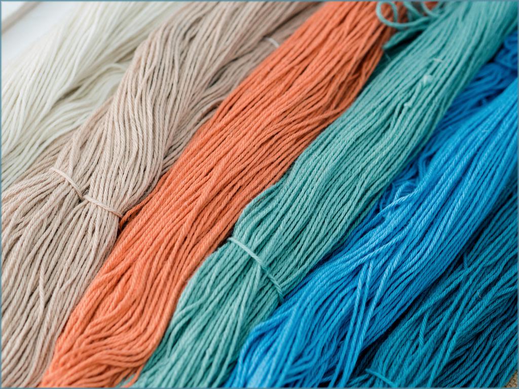 Вязання жіночої кофти спицями (50 фото) Вязання жіночої кофти спицями (50 фото)