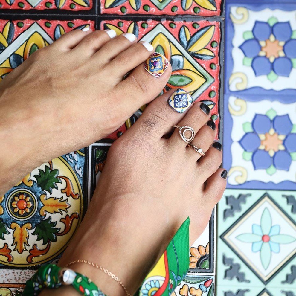 Модний педикюр 2020 року:головні тренди та новинки(150 фото)