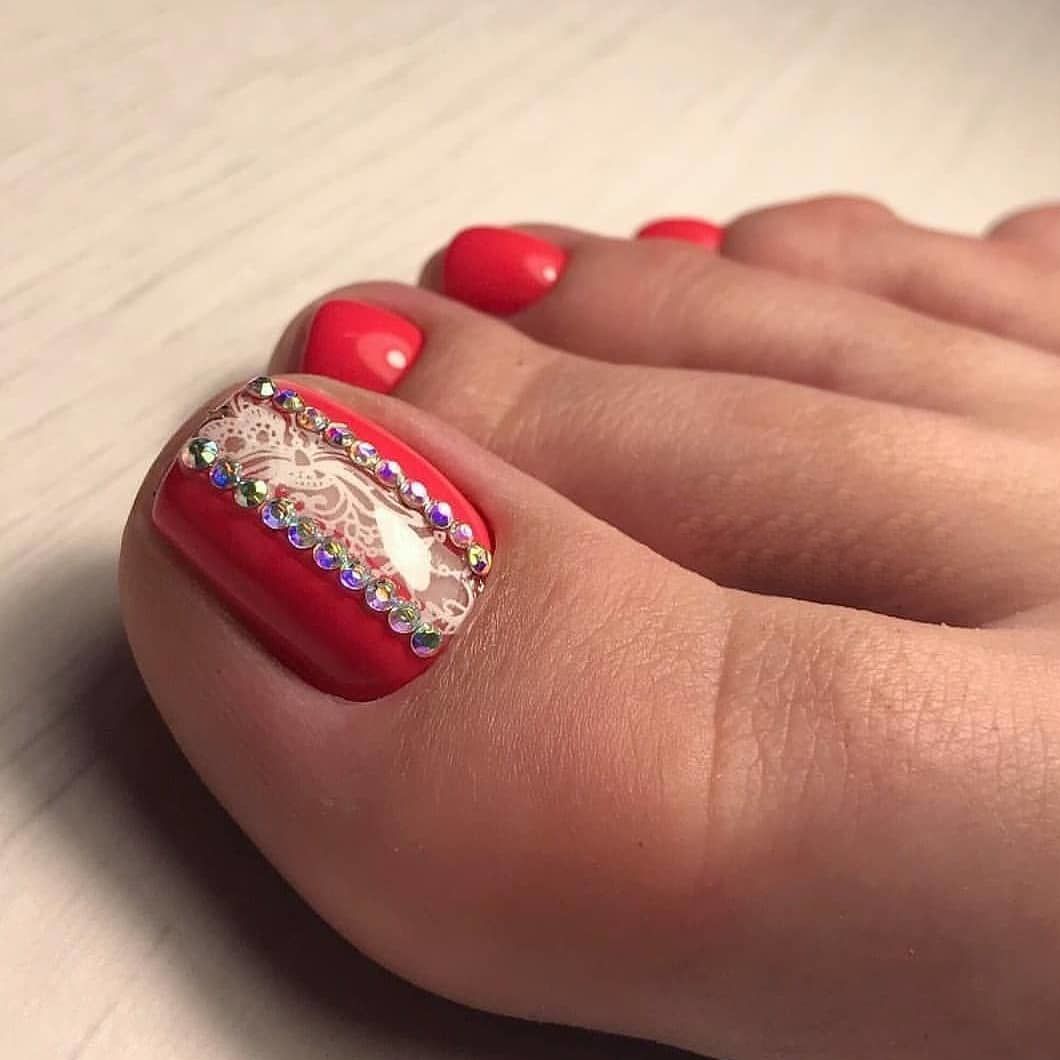 Модний педикюр 2020 року:головні тренди та новинки(150 фото)