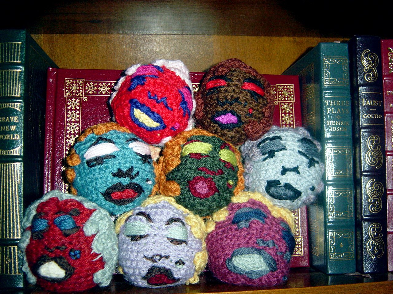 Вязані іграшки амігурумі (49 фото)