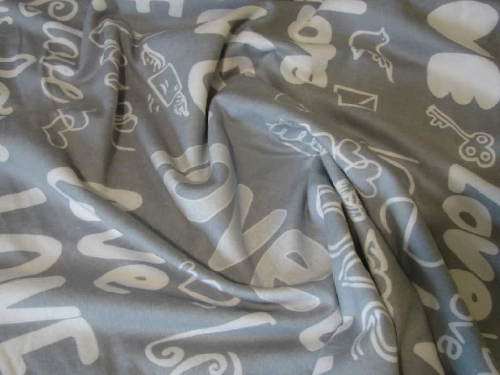 Вибираємо постільну білизну за типом тканини 15 видів (110 фото) Вибираємо постільну білизну за типом тканини 15 видів (110 фото)