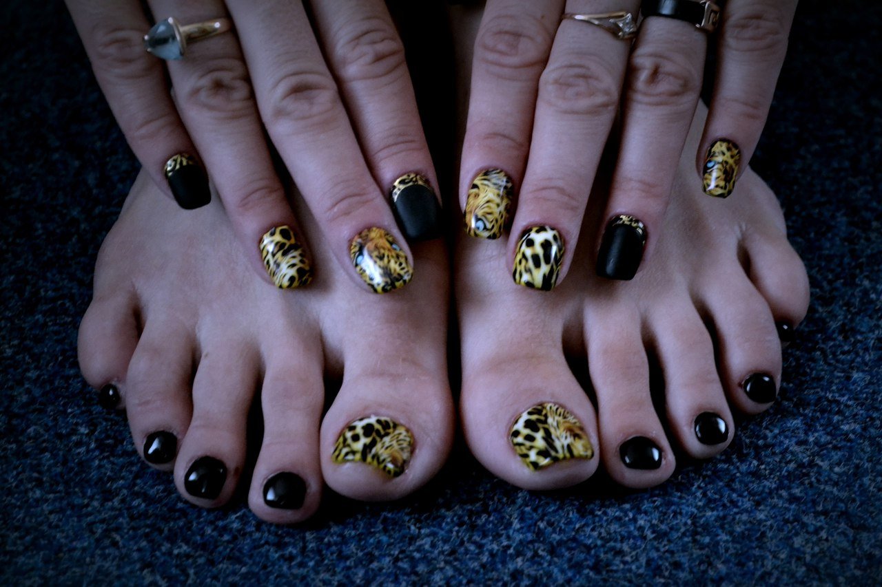 Модний педикюр 2020 року:головні тренди та новинки(150 фото)