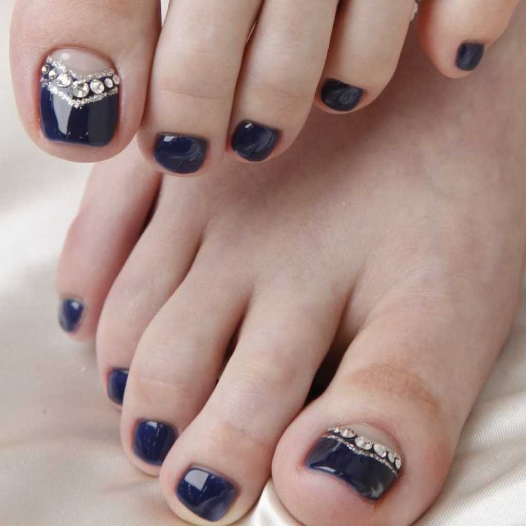 Модний педикюр 2020 року:головні тренди та новинки(150 фото)