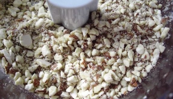 Ревінь   користь для організму, плюси і мінуси продукту, а також смачні рецепти