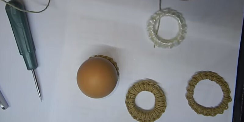 Підставка для яйця своїми руками на Великдень 2020