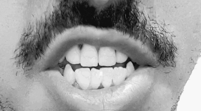 До чого сняться криві зуби — 42 докладних значень сну До чого сняться криві зуби — 42 докладних значень сну