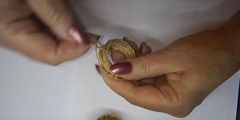 Підставка для яйця своїми руками на Великдень 2020